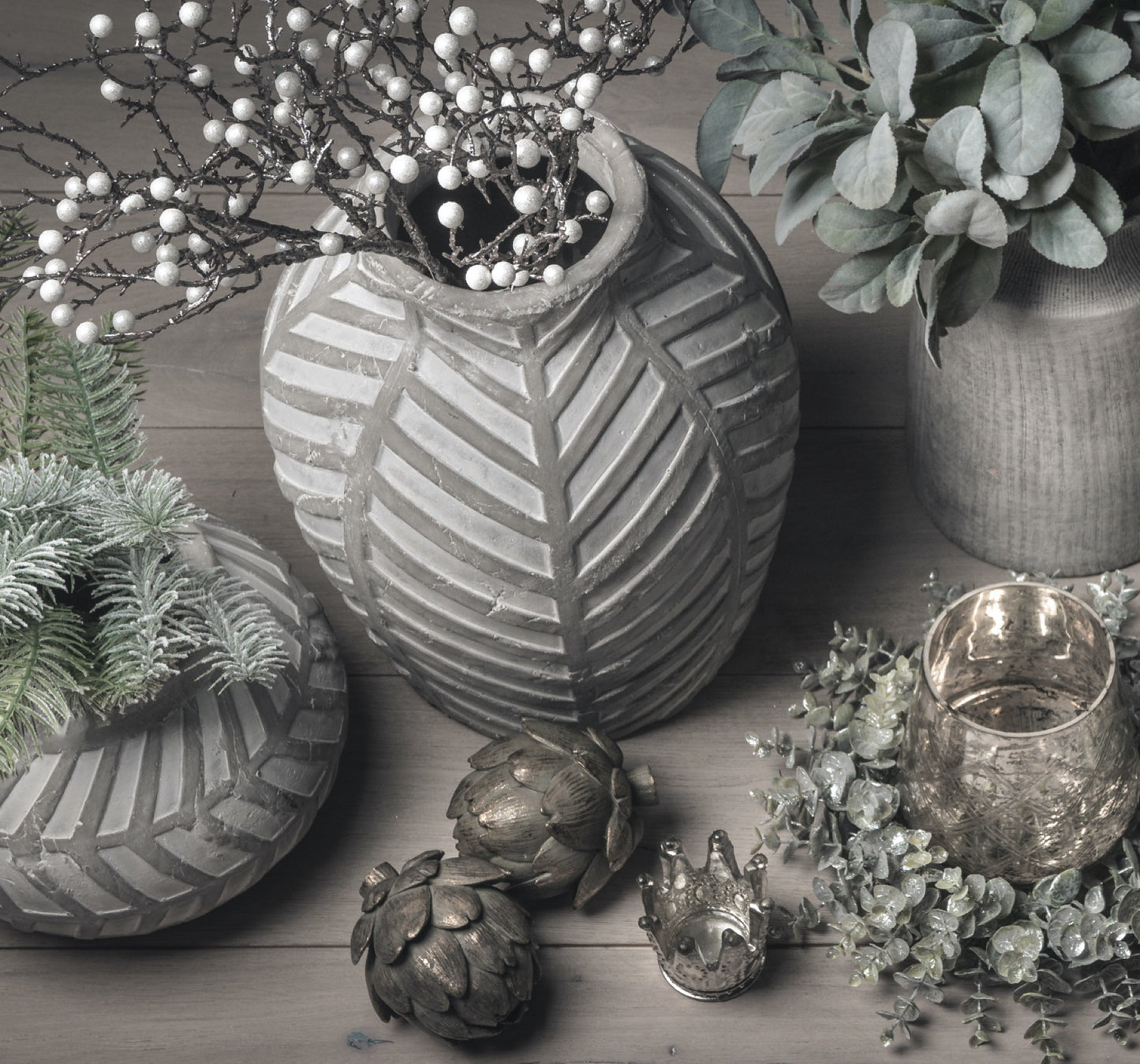 Bloomville Stone Vase - Luxe Home Comforts