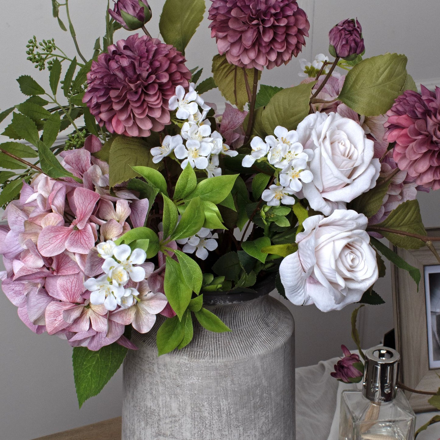 Bloomville Urn Stone Vase - Luxe Home Comforts