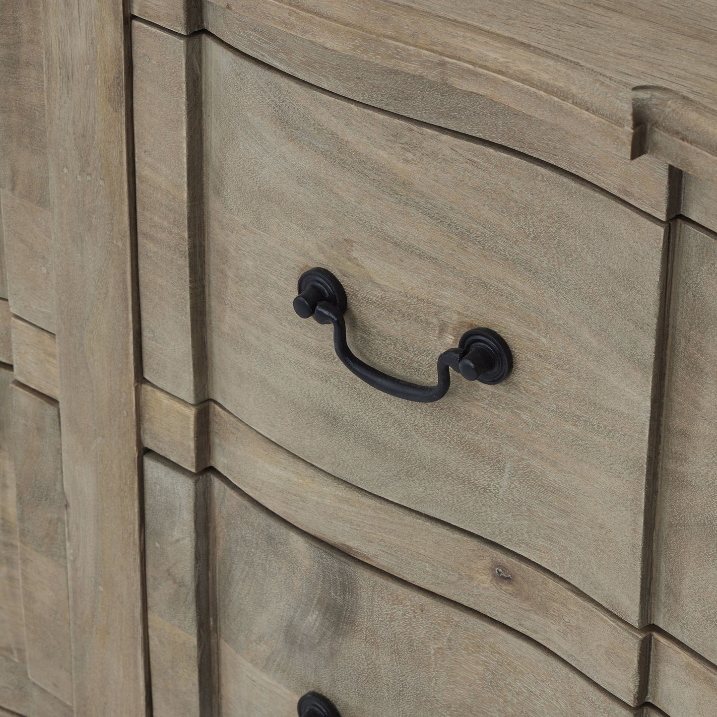 Copgrove Collection 6 Drawer Chest - Luxe Home Comforts