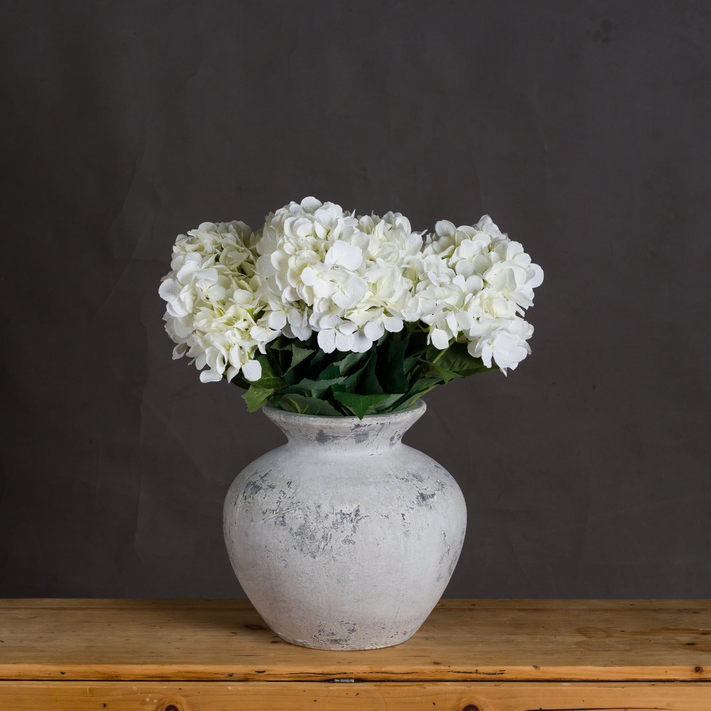 Darcy Antique White Vase - Luxe Home Comforts