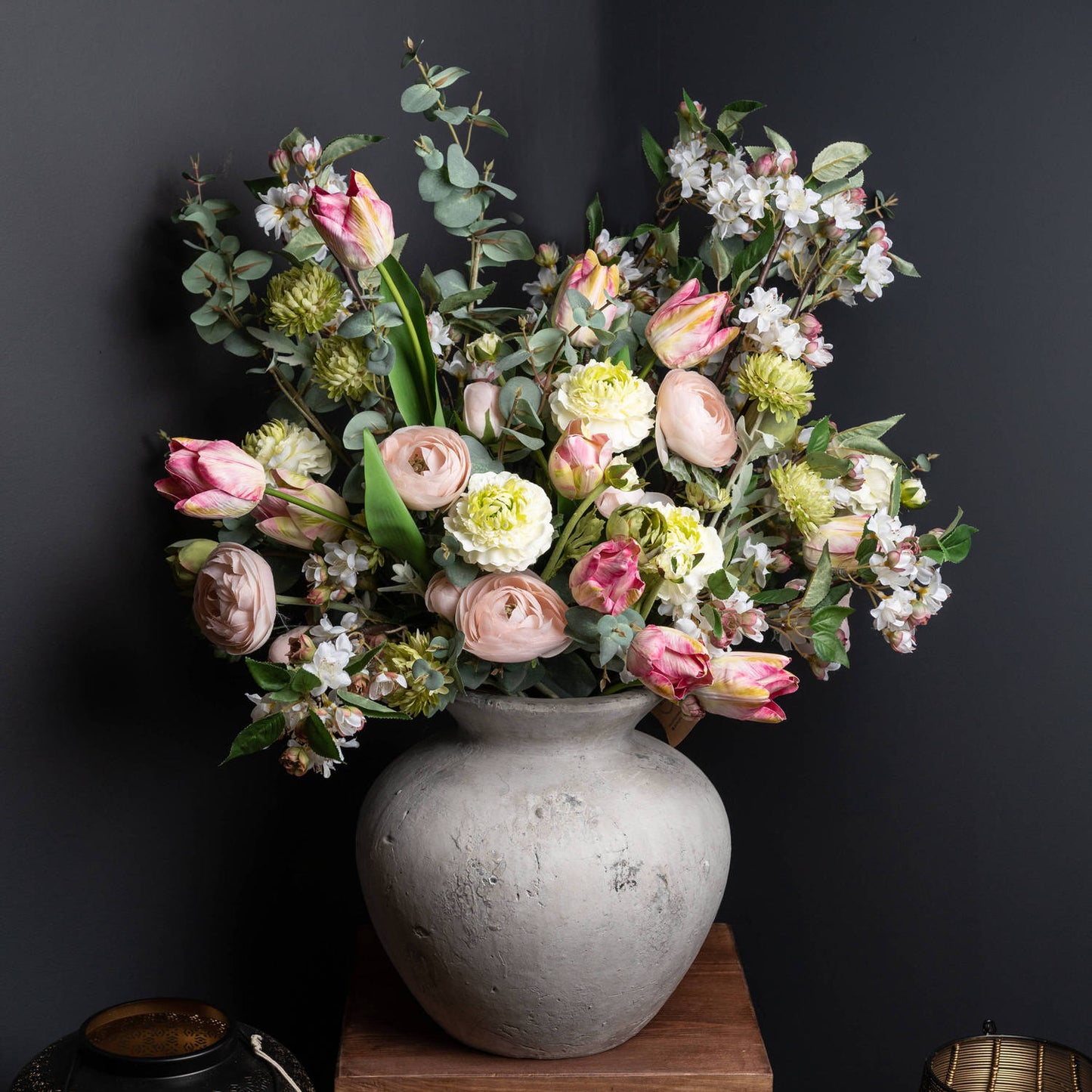 Darcy Antique White Vase - Luxe Home Comforts