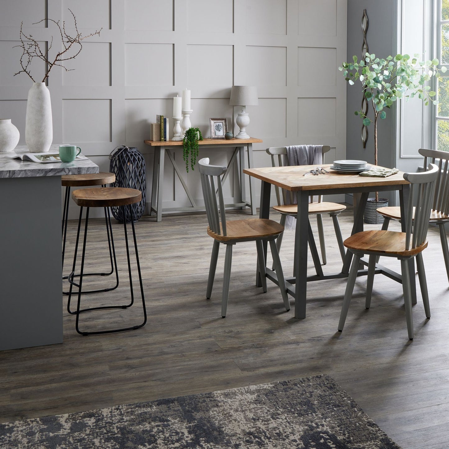 Franklin Hardwood Shaped Bar Stool - Luxe Home Comforts