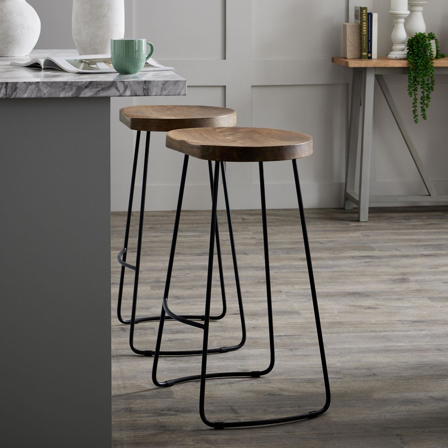 Franklin Hardwood Shaped Bar Stool - Luxe Home Comforts