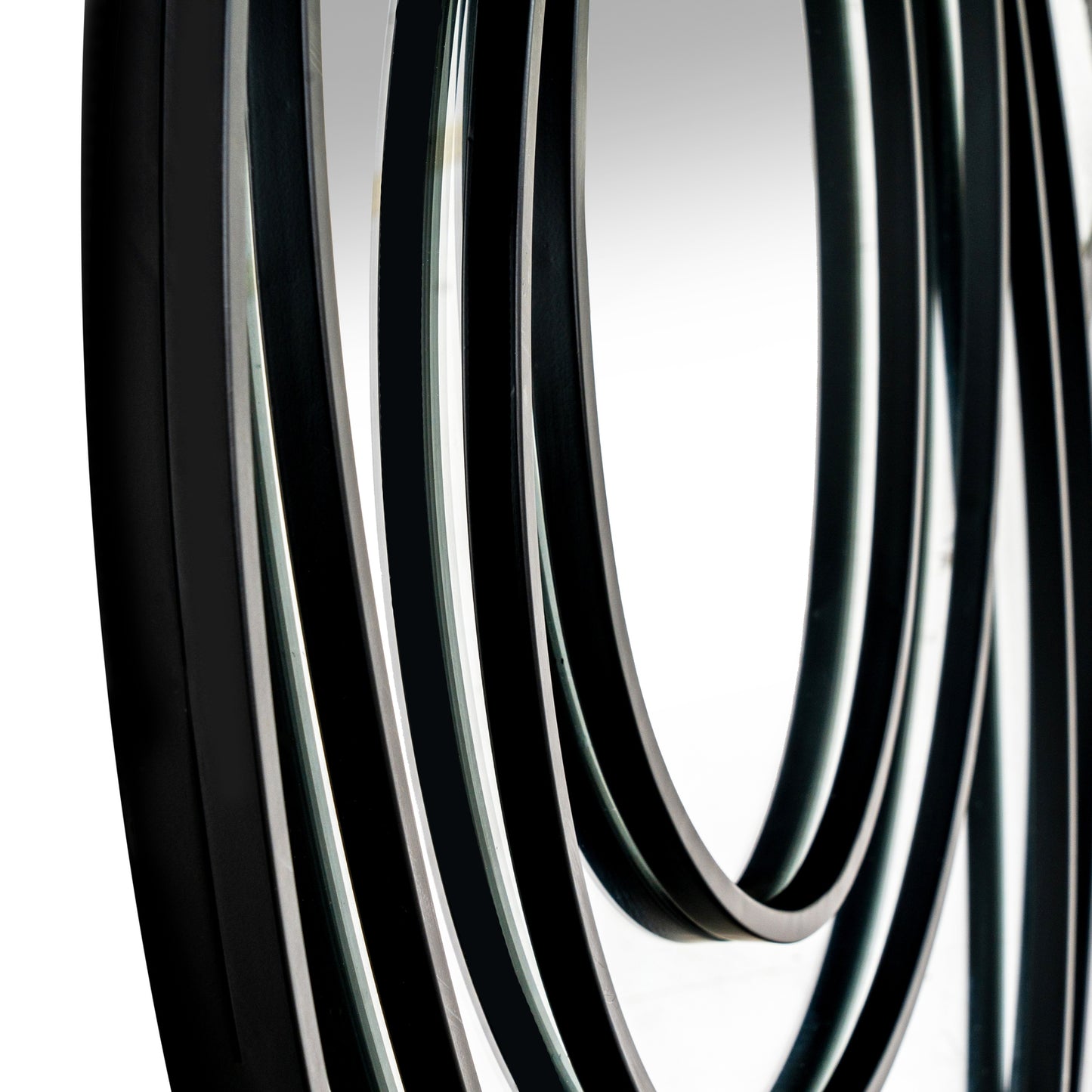 Brisa Swirl Mirror - Luxe Home Comforts