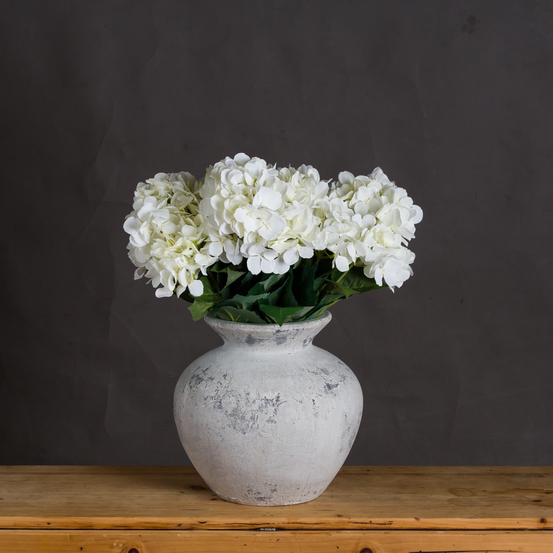 Darcy Antique White Vase - Luxe Home Comforts