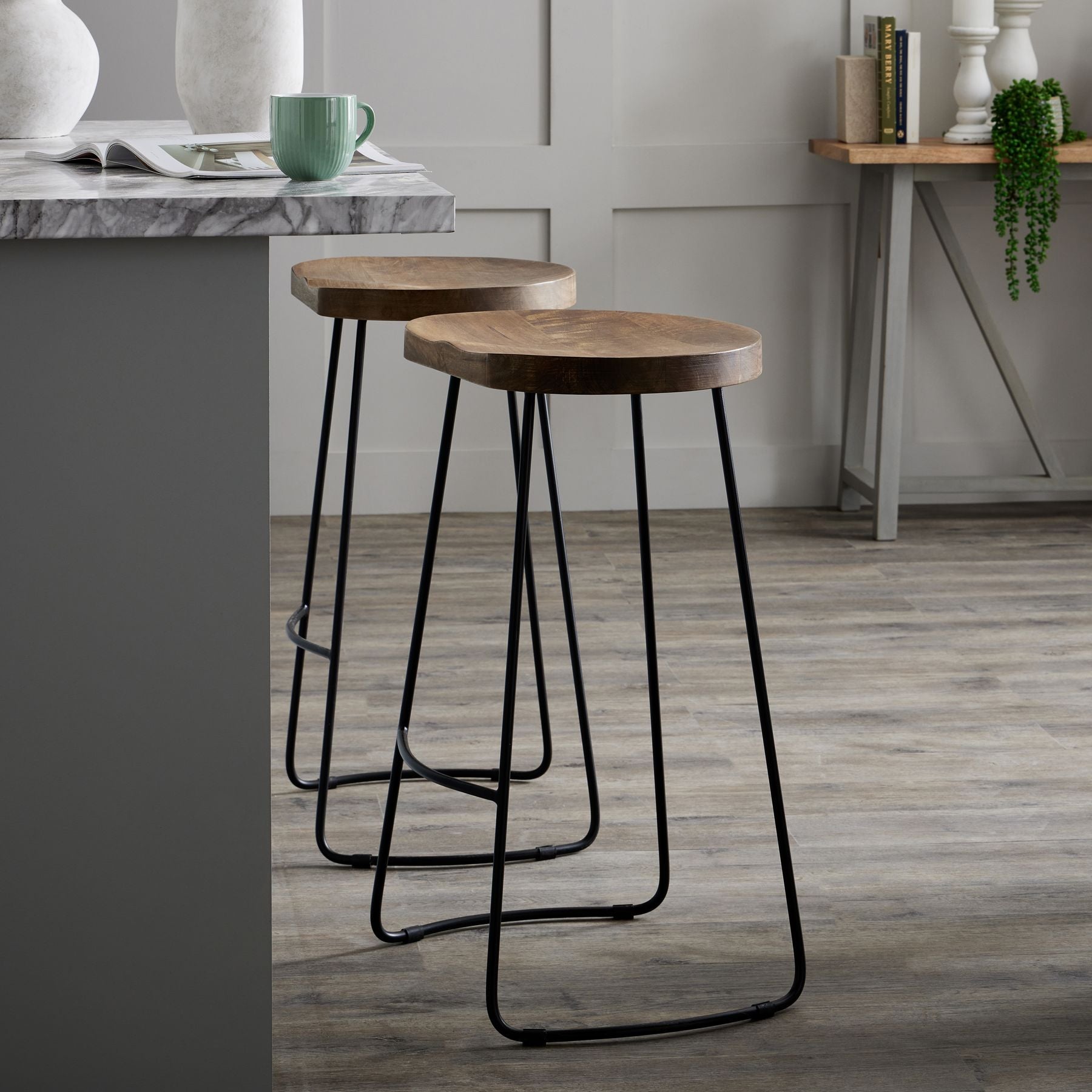 Franklin Hardwood Shaped Bar Stool - Luxe Home Comforts