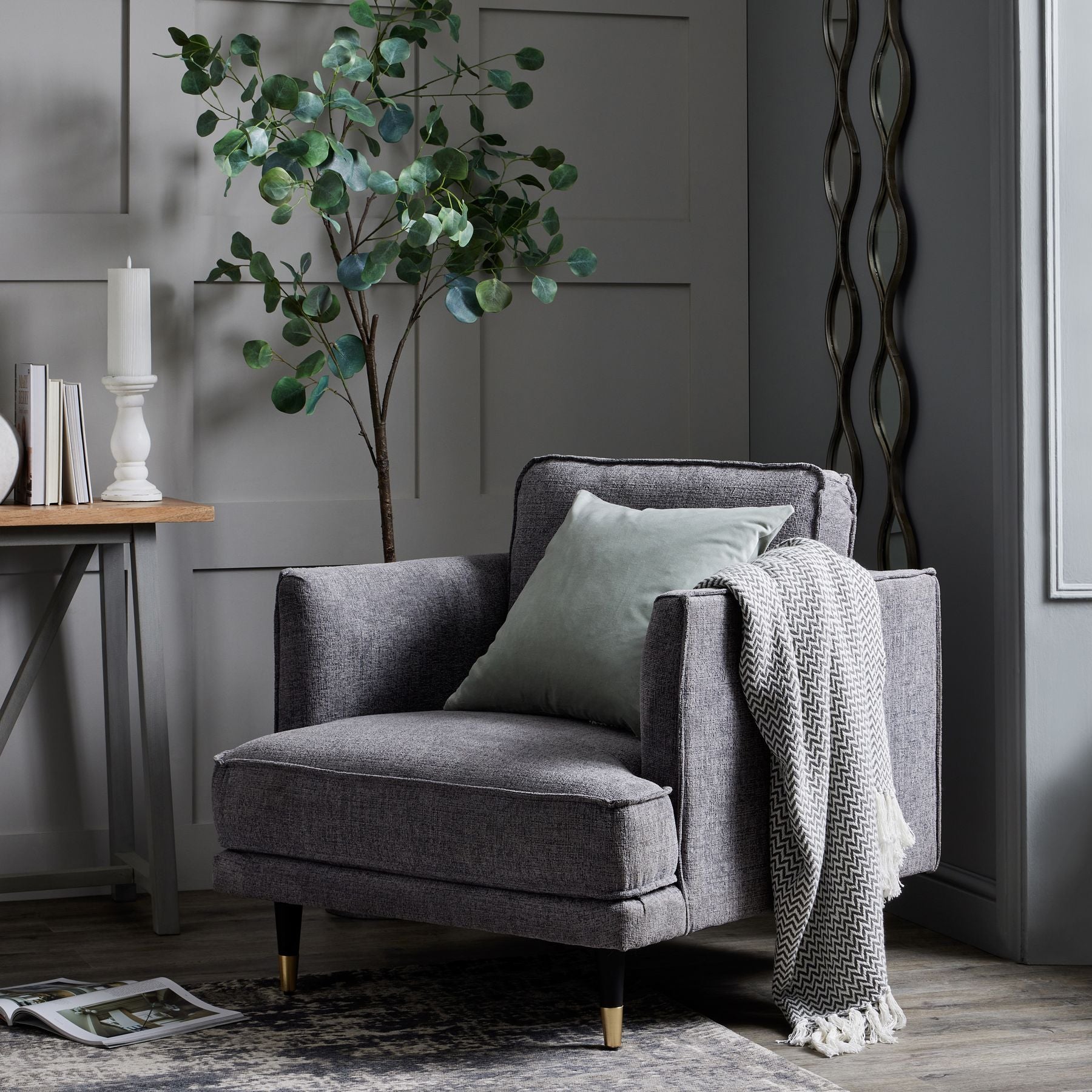 Hampton Grey Large Arm Chair - Luxe Home Comforts