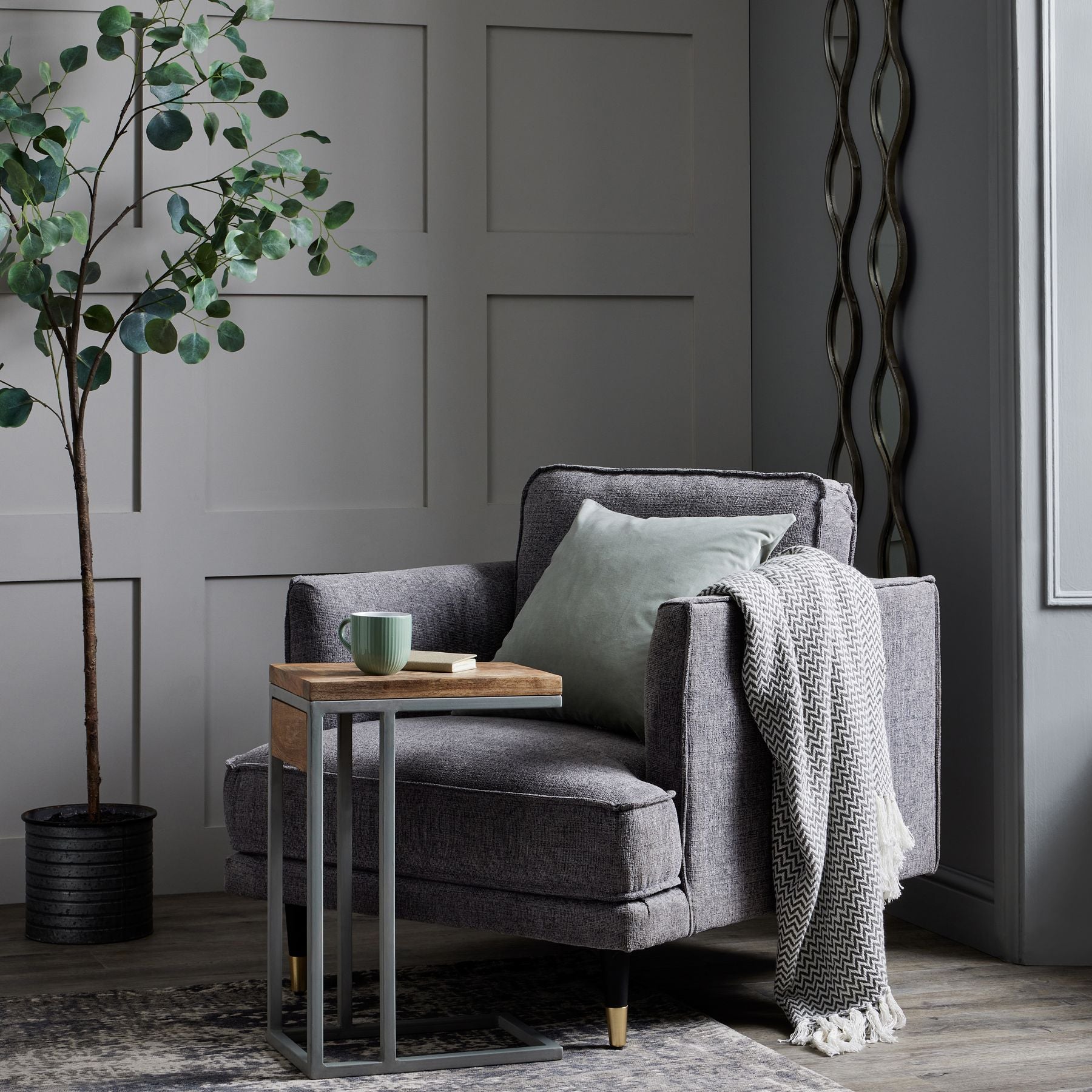 Hampton Grey Large Arm Chair - Luxe Home Comforts