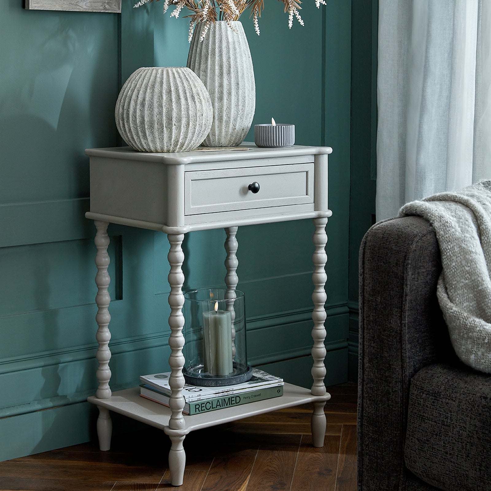 The Camden Collection One Drawer side table - Luxe Home Comforts