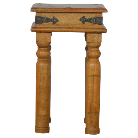 Thakat End Table - Luxe Home Comforts