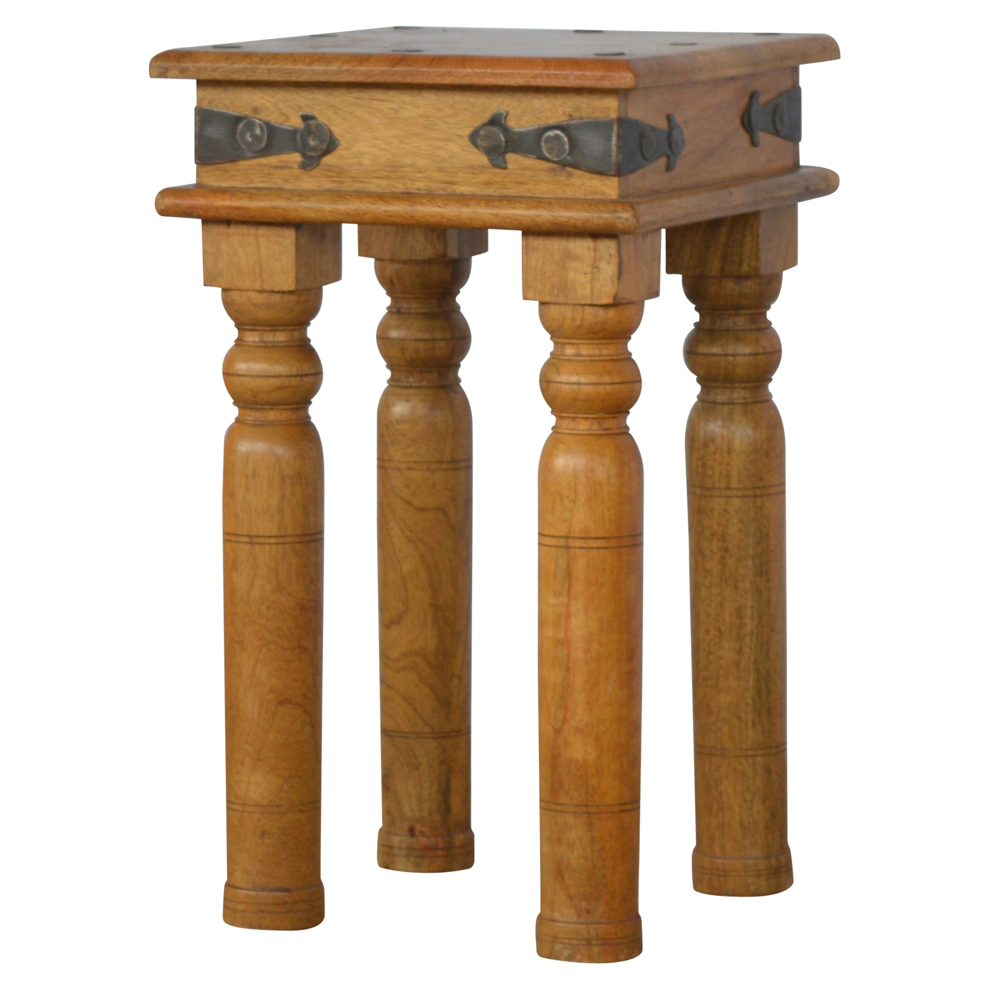 Thakat End Table - Luxe Home Comforts