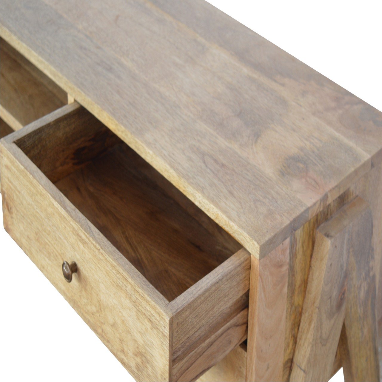 Trestle Media Unit - Luxe Home Comforts