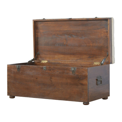 White Linen Storage Trunk - Luxe Home Comforts